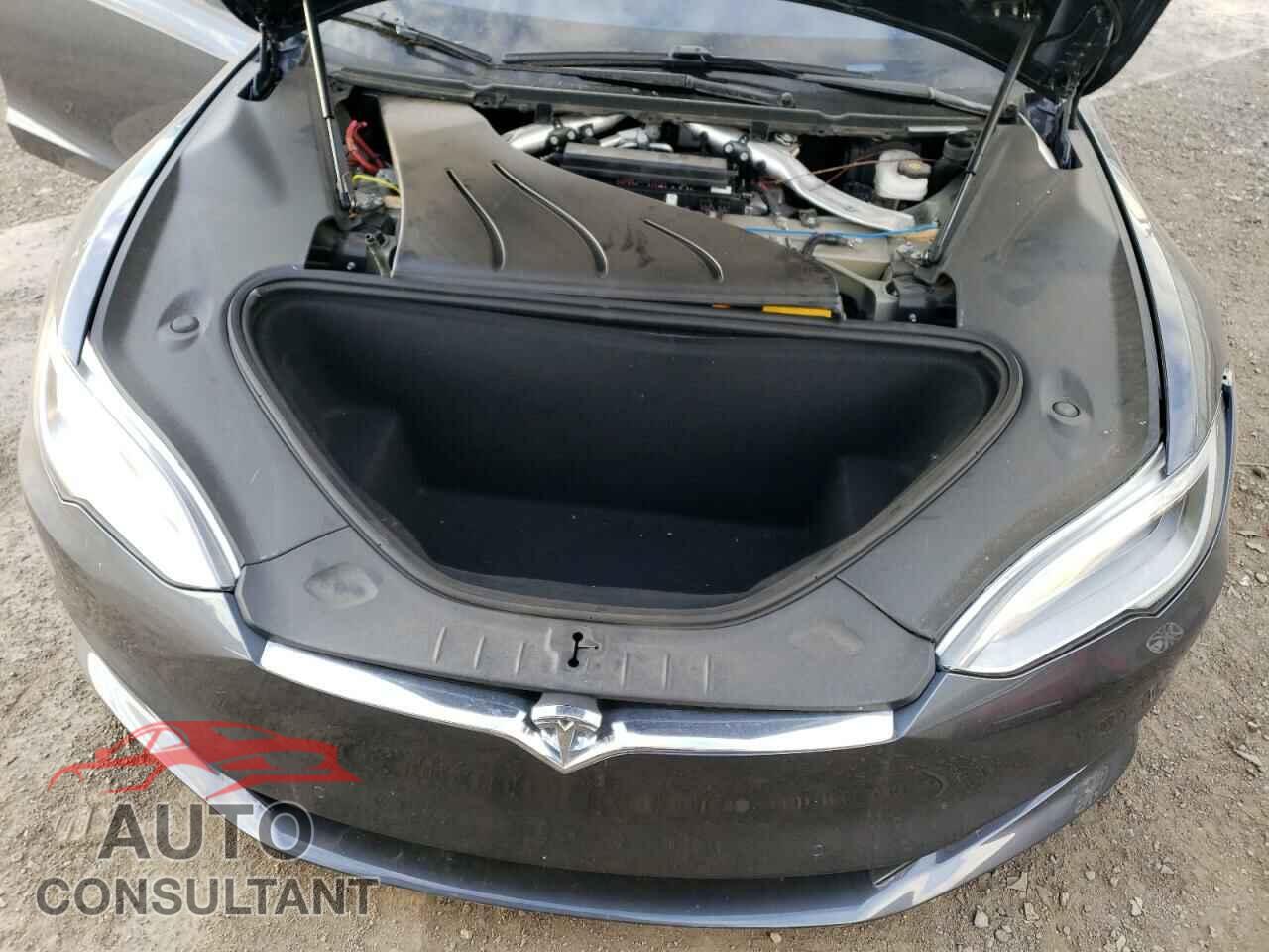TESLA MODEL S 2020 - 5YJSA1E20LF396183