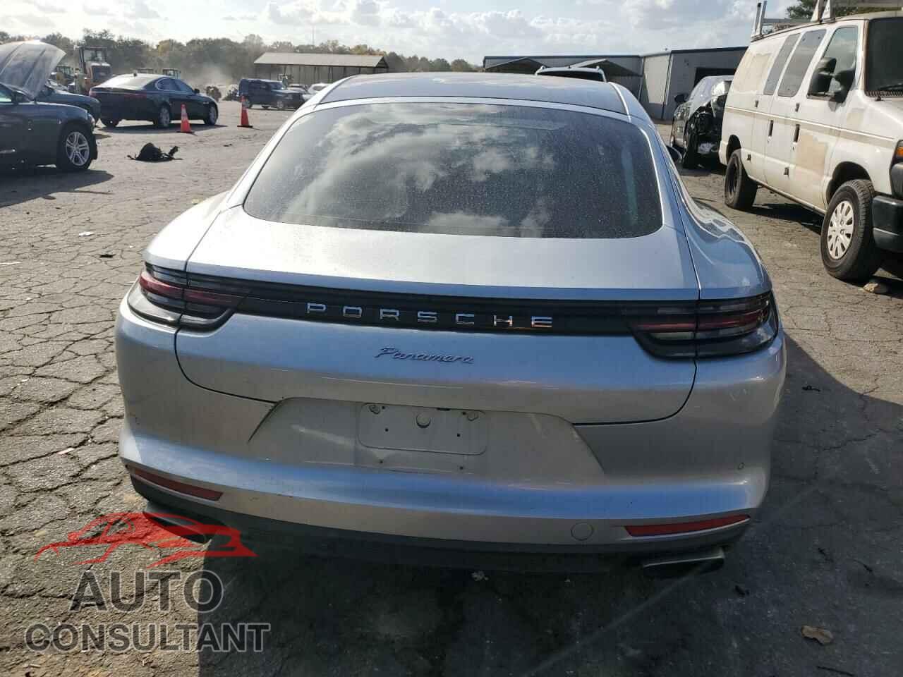 PORSCHE PANAMERA 2018 - WP0AA2A73JL100229