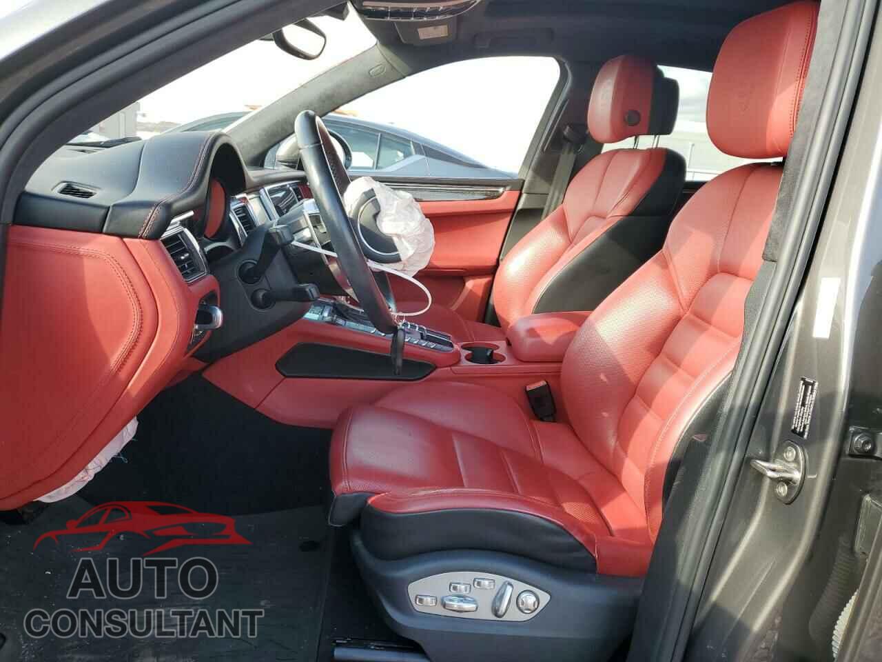 PORSCHE MACAN 2016 - WP1AF2A56GLB93772