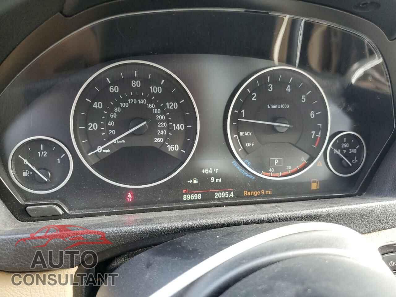 BMW 3 SERIES 2016 - WBA8E1G58GNU12141