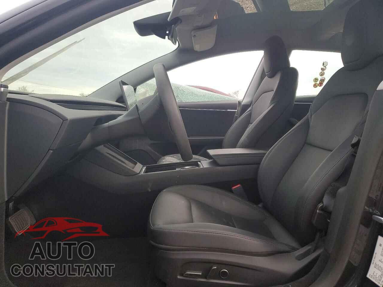 TESLA MODEL 3 2025 - 5YJ3E1EB2SF875308