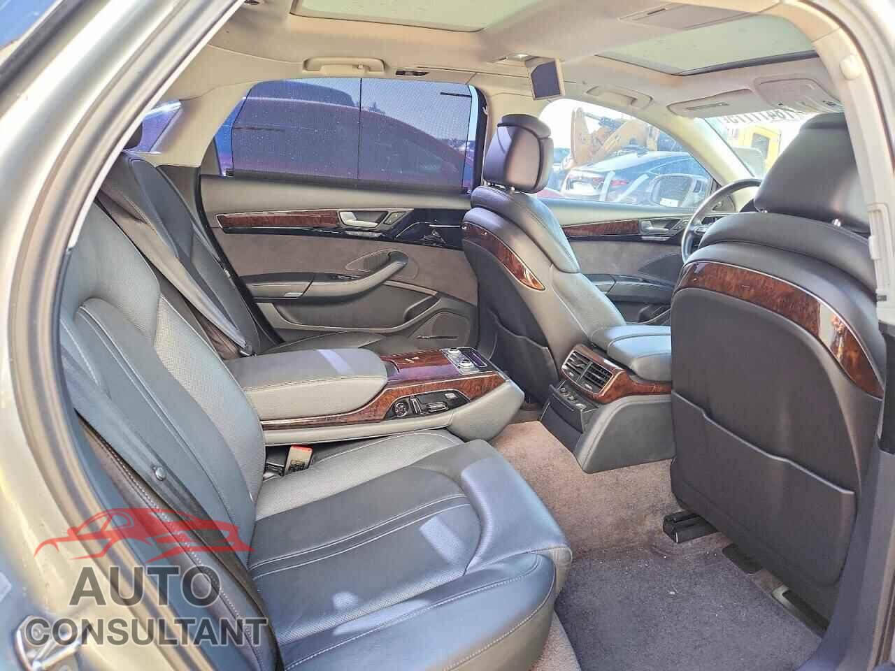 AUDI A8 2011 - WAURVAFD1BN018308