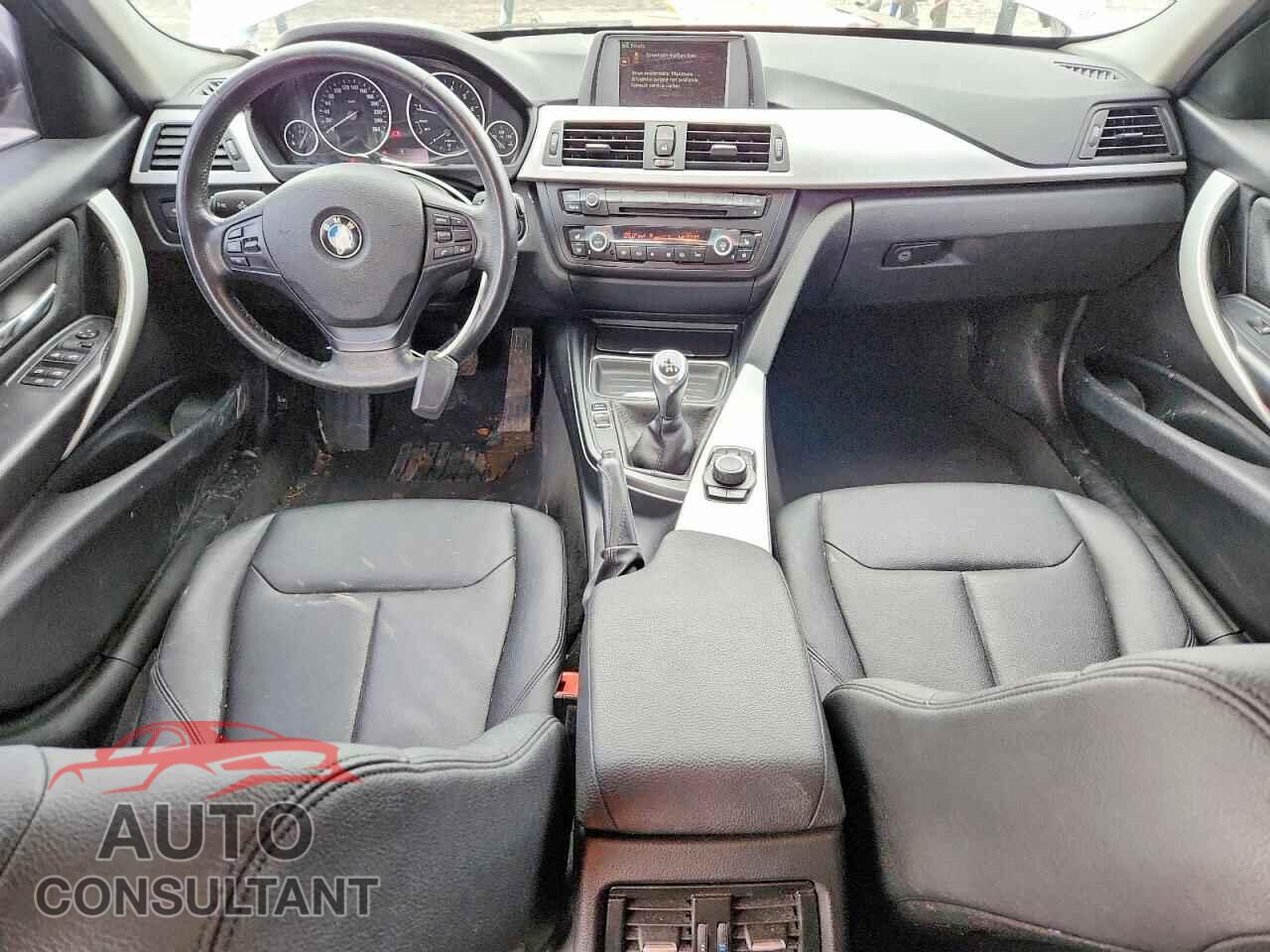 BMW 320 2012 - WBA3B1C50CF078250