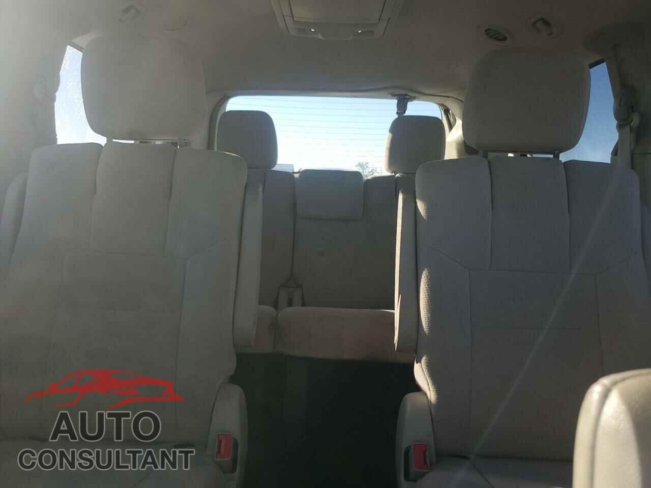 DODGE CARAVAN 2011 - 2D4RN5DG5BR672032