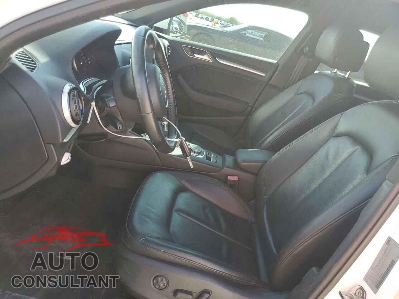 AUDI A3 2016 - WAUA7GFF1G1052078