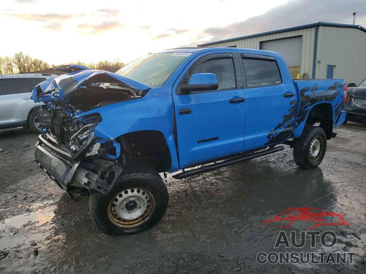 TOYOTA TUNDRA 2019 - 5TFDY5F13KX849153