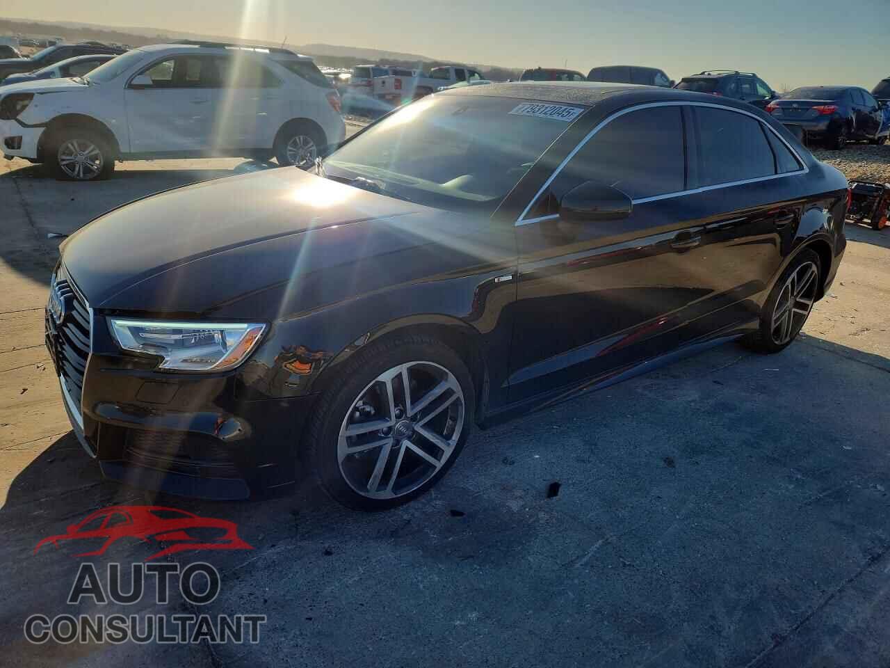 AUDI A3 2018 - WAUJ8GFF9J1059204