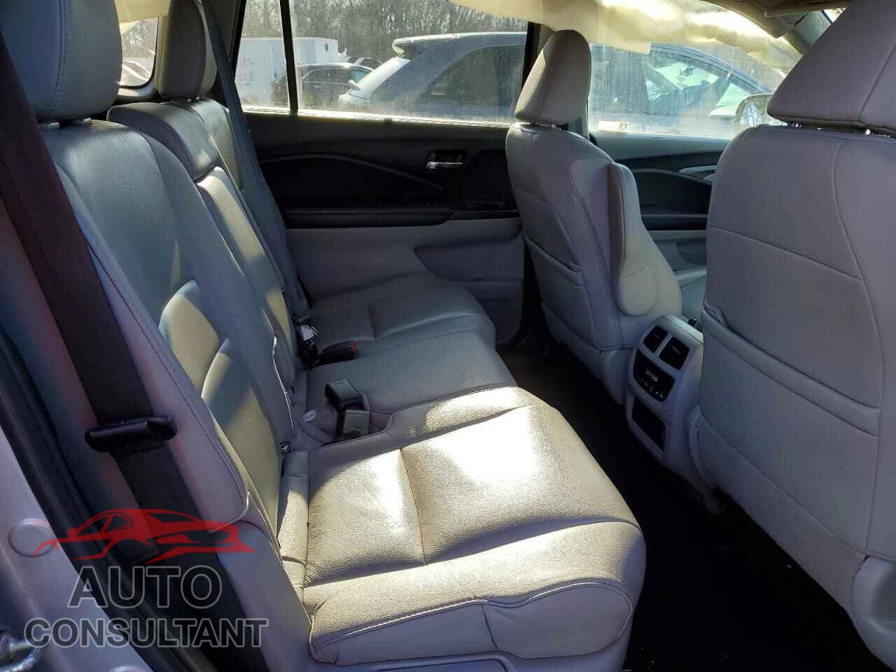 HONDA PILOT 2020 - 5FNYF6H58LB021494