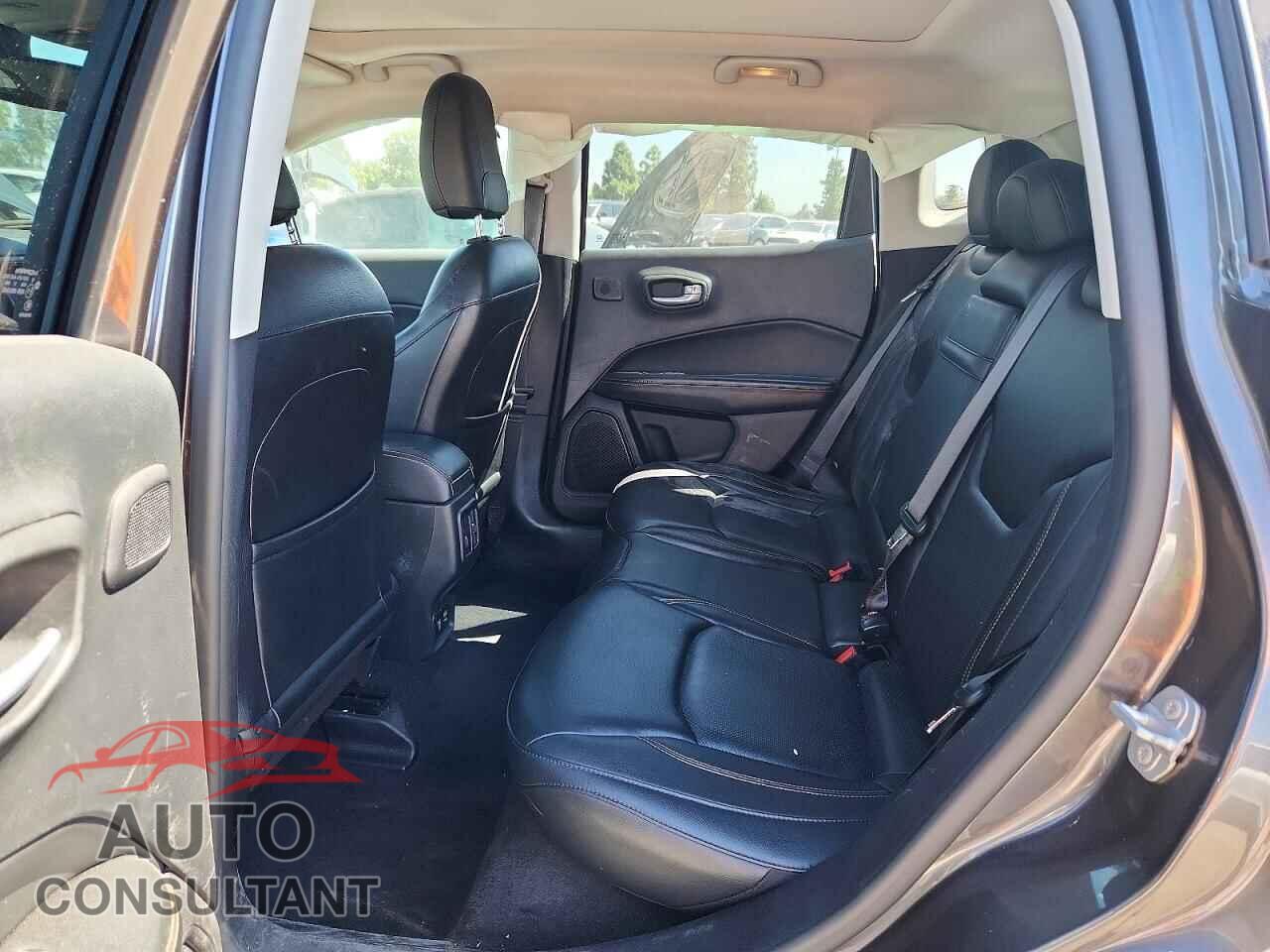 JEEP COMPASS 2017 - 3C4NJDCB7HT688388