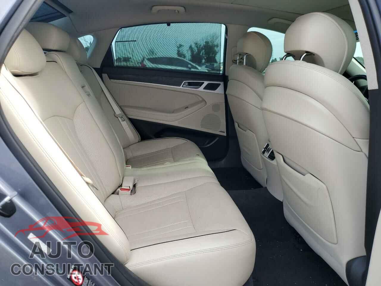 HYUNDAI GENESIS 2016 - KMHGN4JE3GU106295