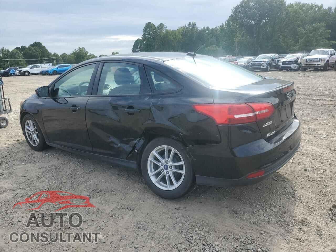 FORD FOCUS 2017 - 1FADP3F28HL329570