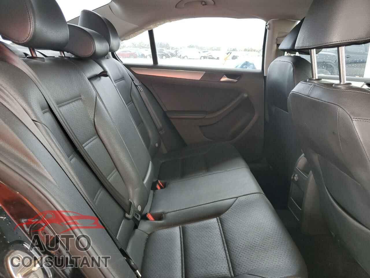 VOLKSWAGEN JETTA 2017 - 3VWDB7AJ0HM376800