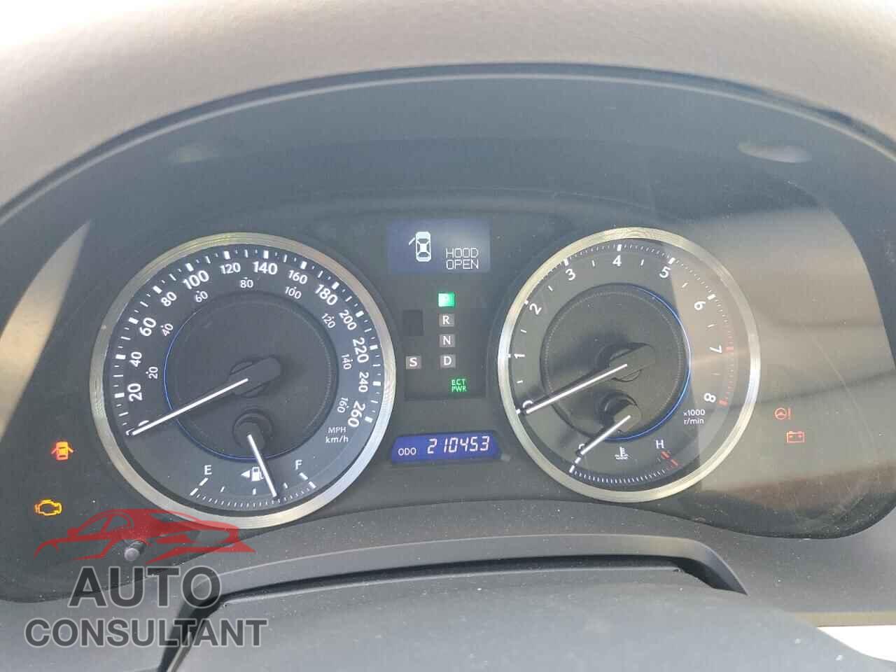 LEXUS IS 2011 - JTHCF5C2XB5052259
