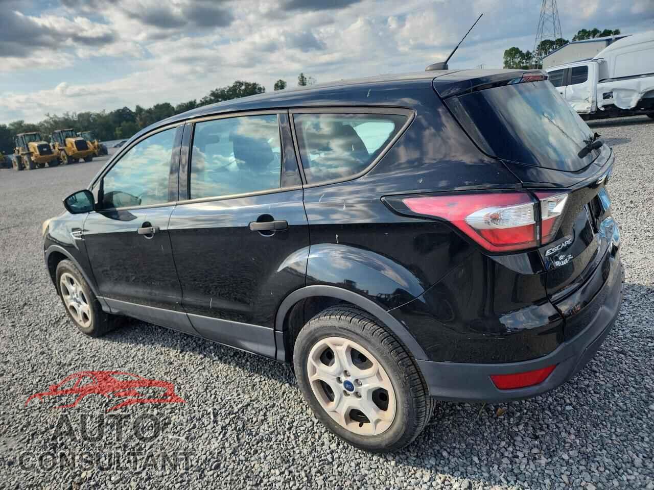 FORD ESCAPE 2017 - 1FMCU0F79HUD03025