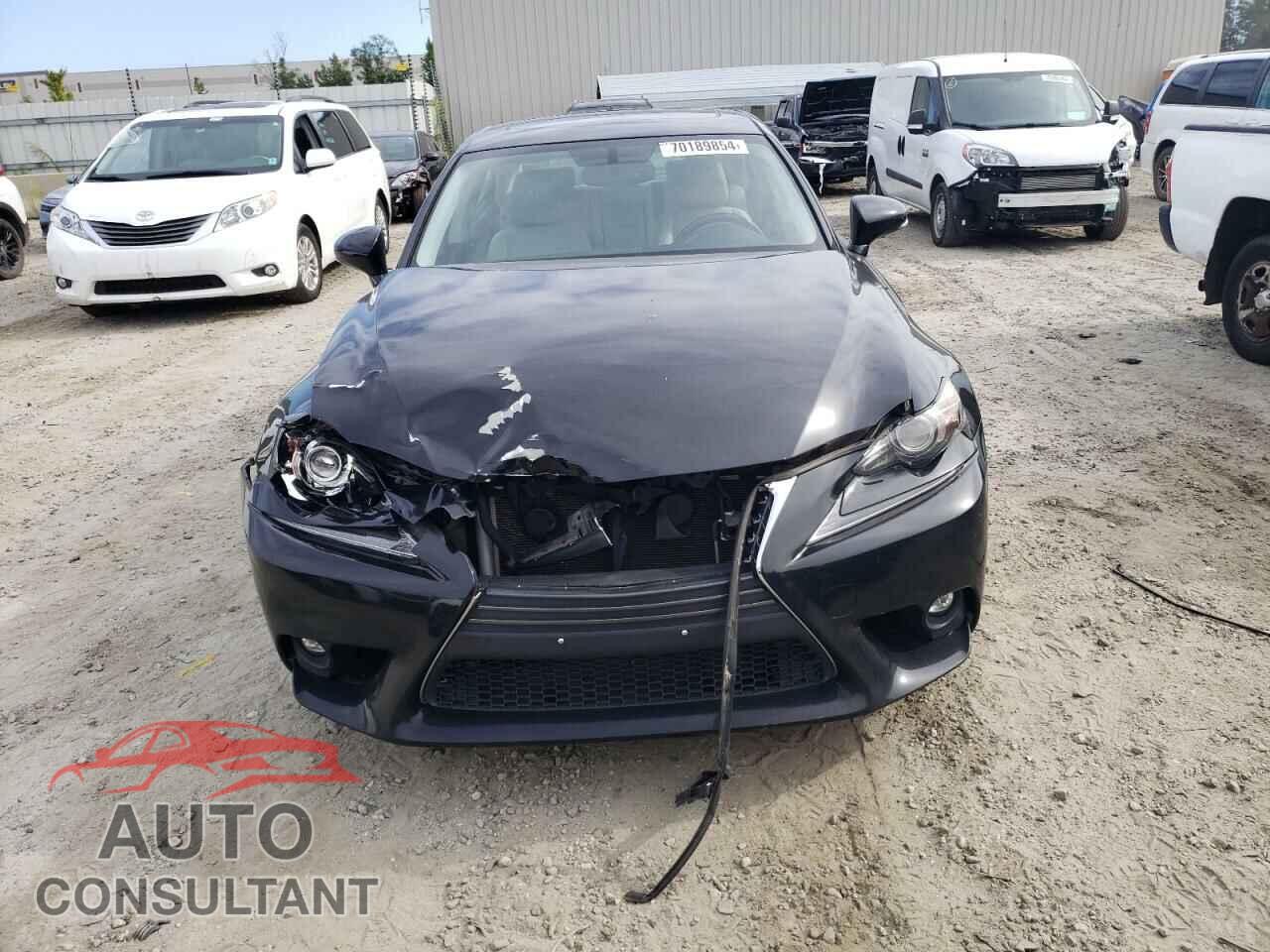 LEXUS IS 2016 - JTHBA1D23G5012274