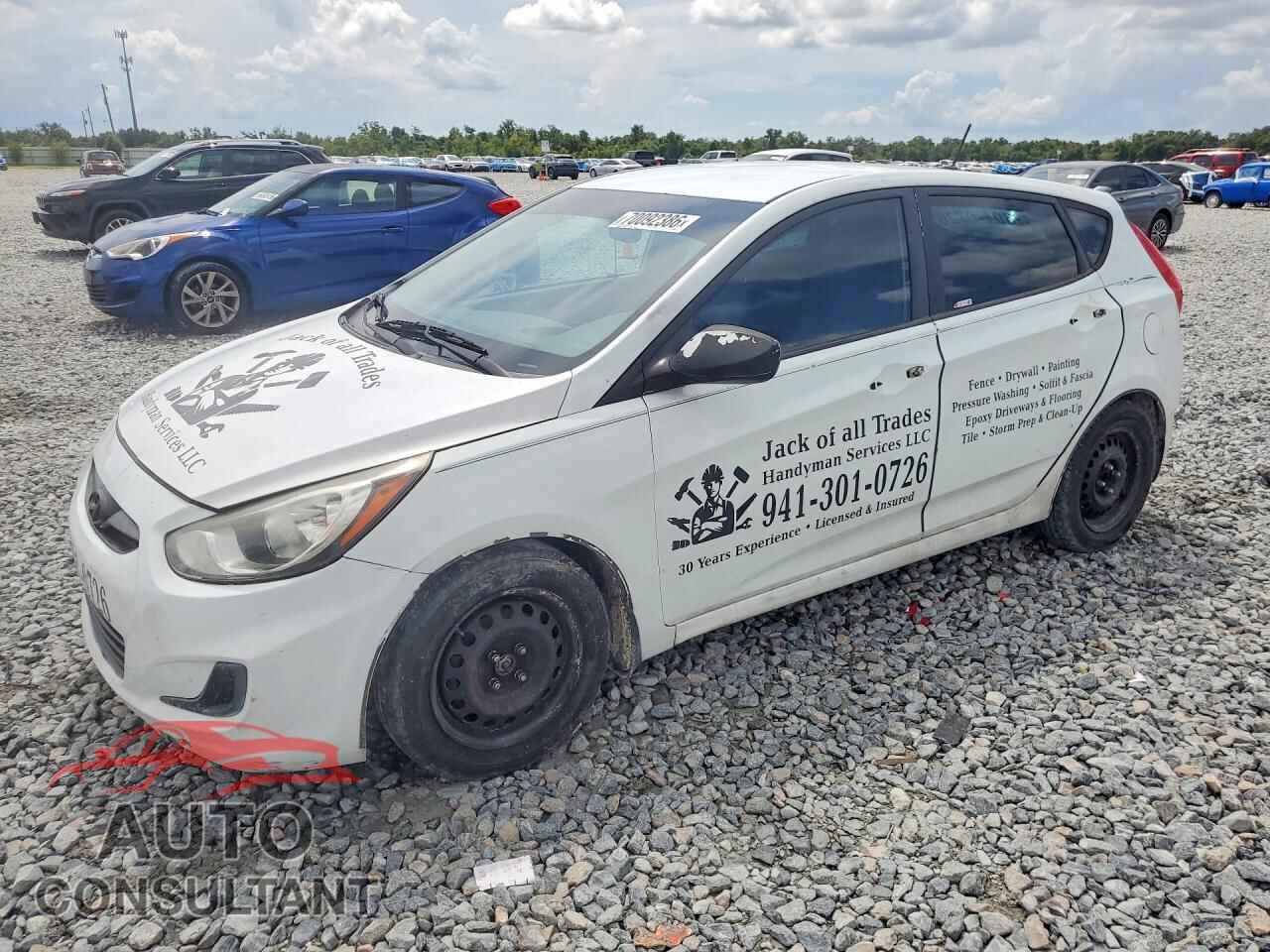 HYUNDAI ACCENT 2013 - KMHCT5AE4DU093062