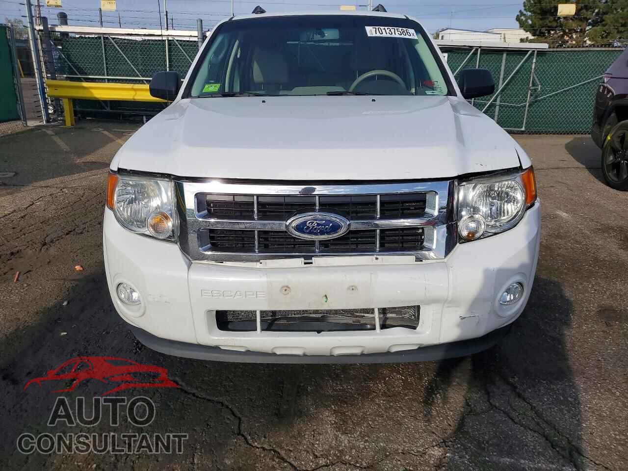 FORD ESCAPE 2010 - 1FMCU9DG8AKD28362