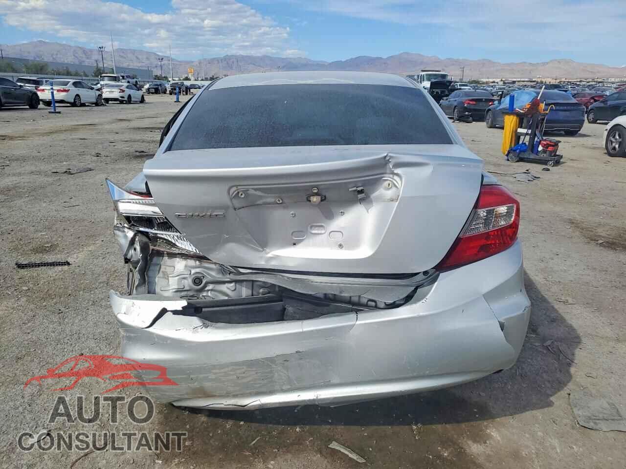 HONDA CIVIC 2012 - 2HGFB2F53CH518835