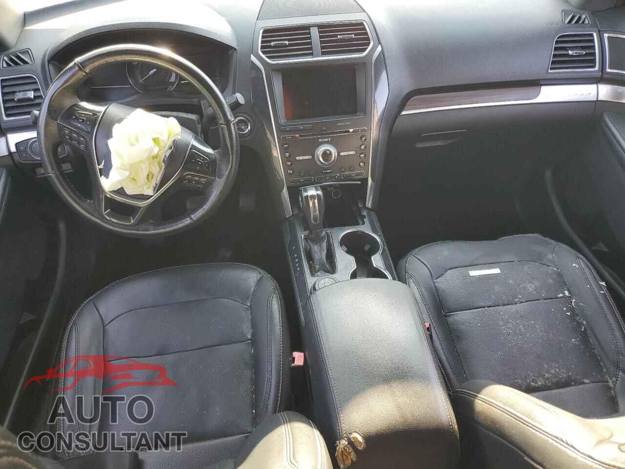 FORD EXPLORER 2018 - 1FM5K8F82JGB67475