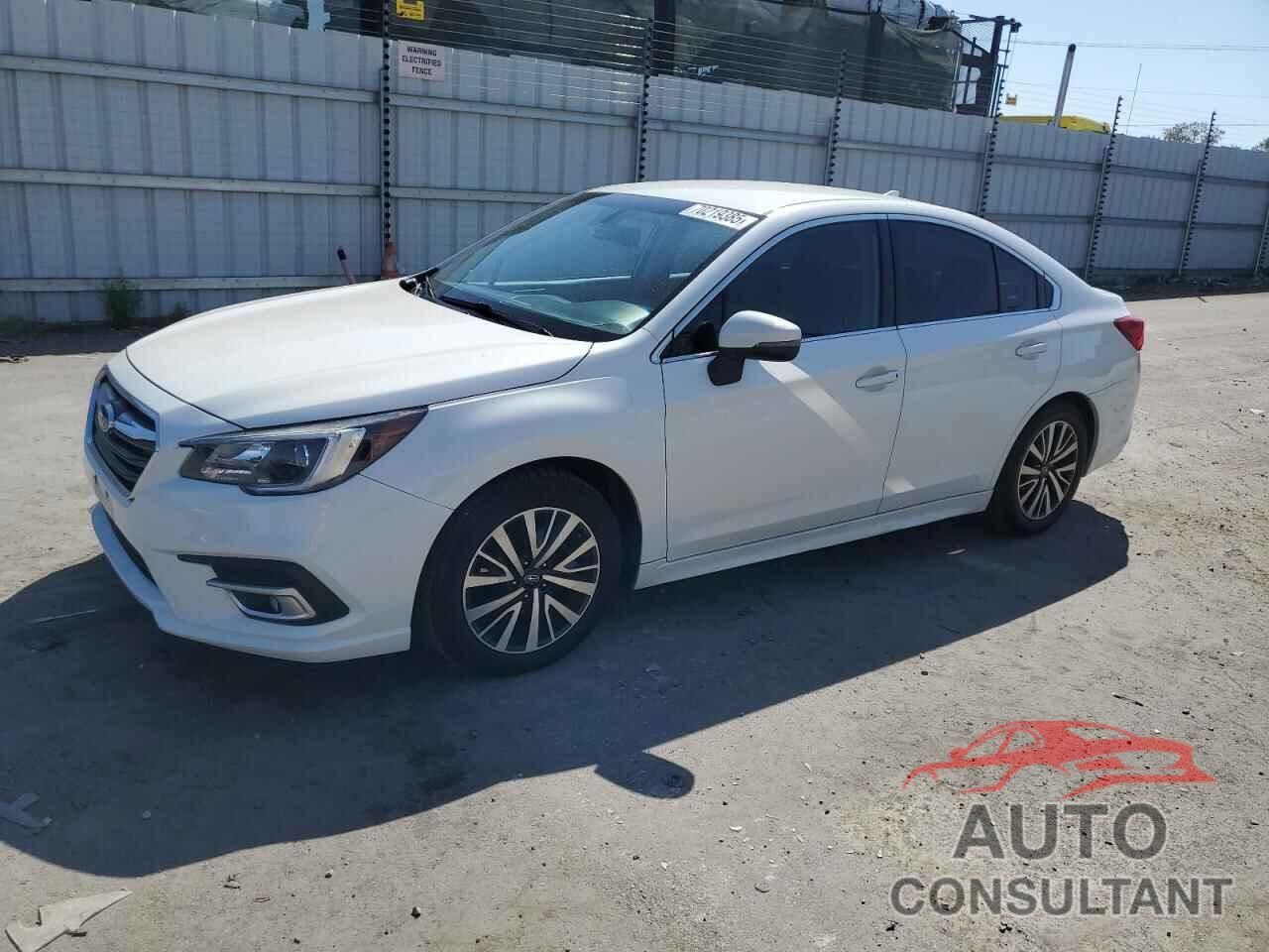 SUBARU LEGACY 2018 - 4S3BNAF69J3023224