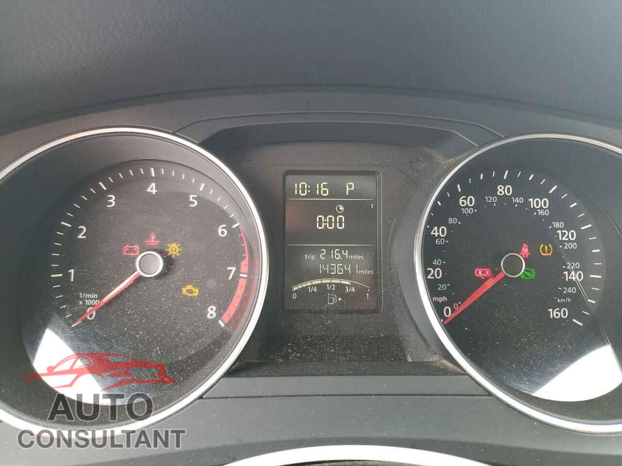 VOLKSWAGEN JETTA 2017 - 3VW2B7AJ8HM393870