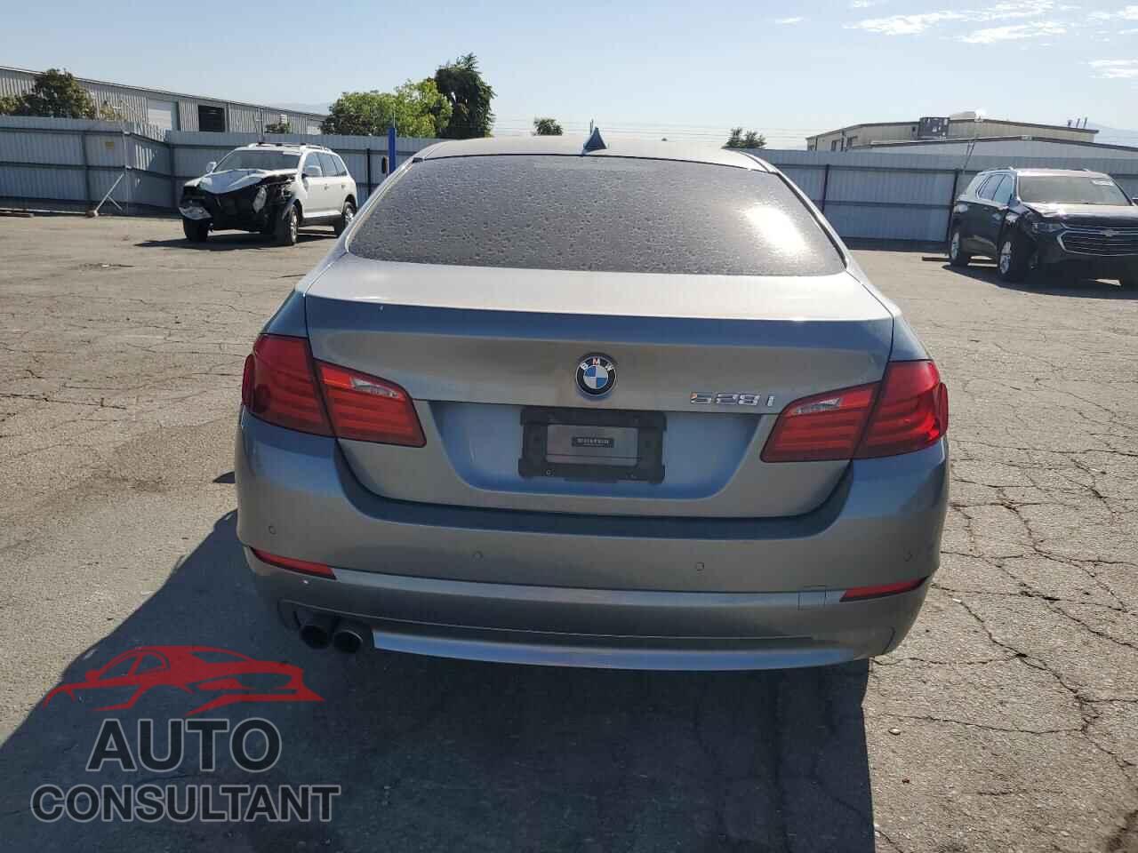 BMW 5 SERIES 2012 - WBAXG5C59CDW24145