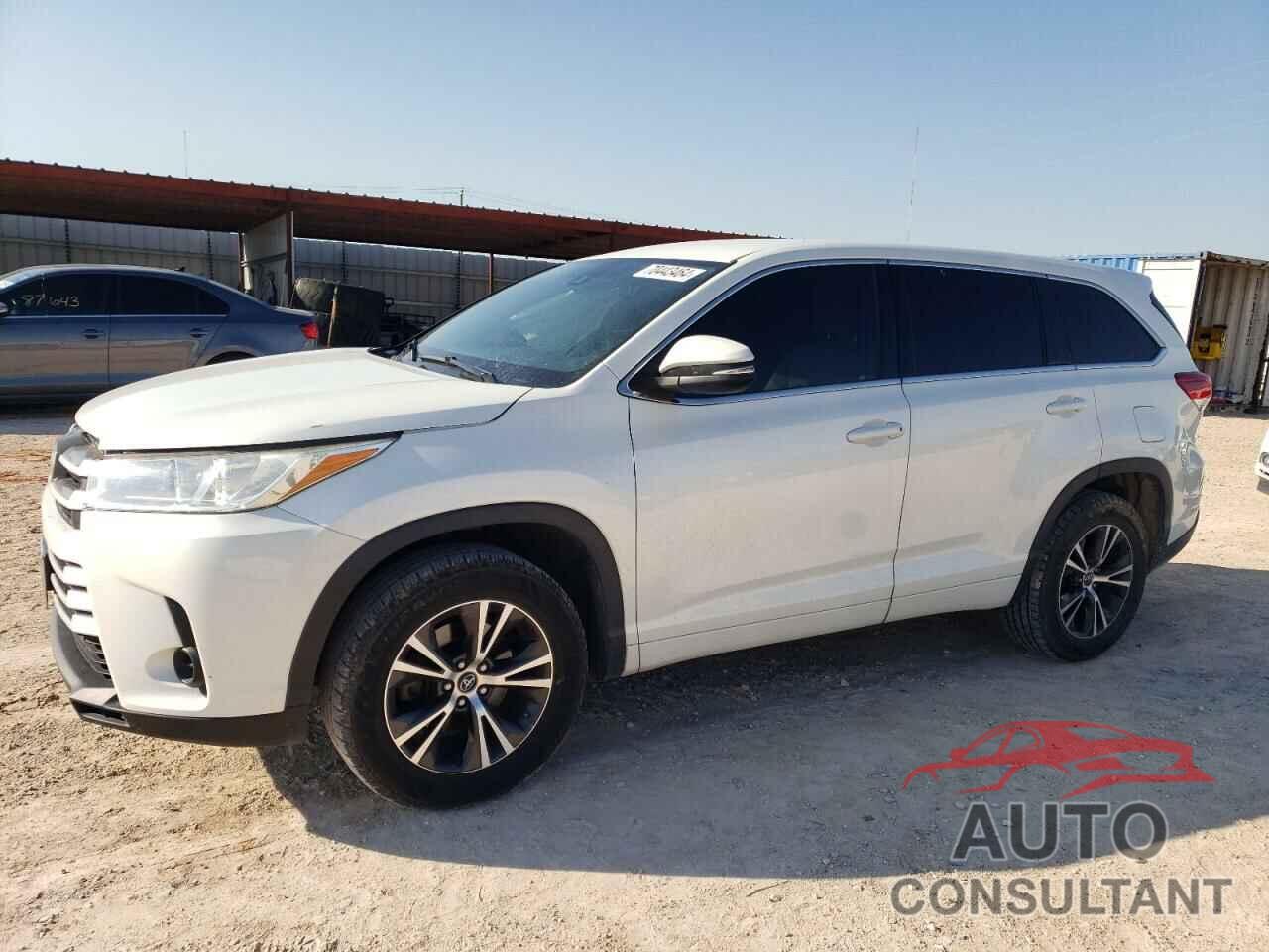 TOYOTA HIGHLANDER 2018 - 5TDZARFH6JS037753