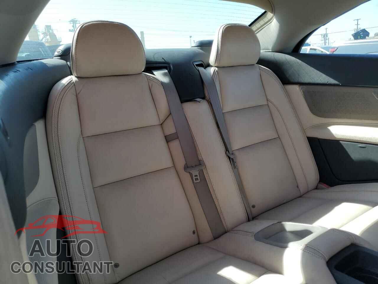 VOLVO C70 2012 - YV1672MCXCJ130382