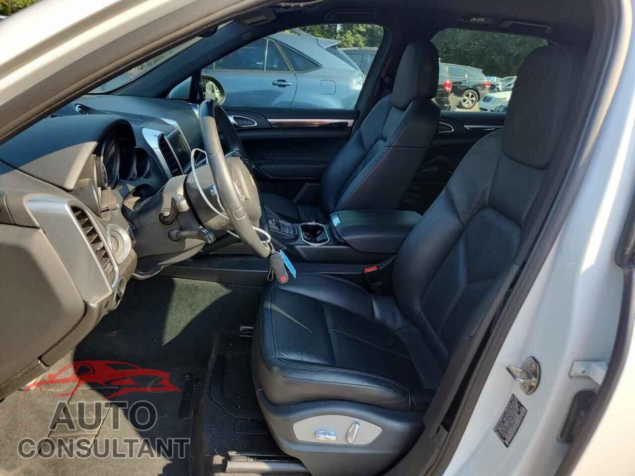 PORSCHE CAYENNE 2012 - WP1AB2A21CLA46688