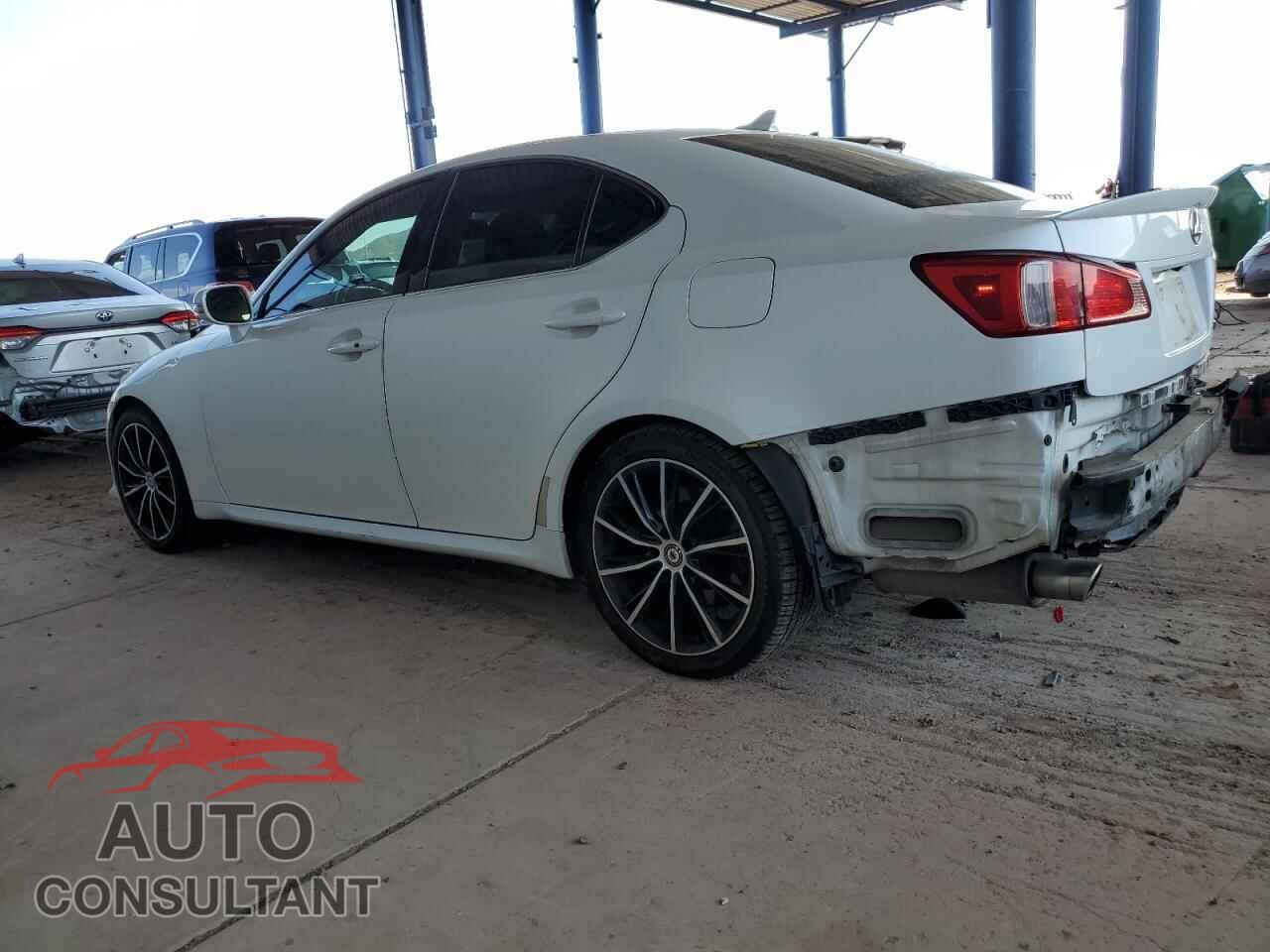 LEXUS IS 2012 - JTHBE5C20C5029640