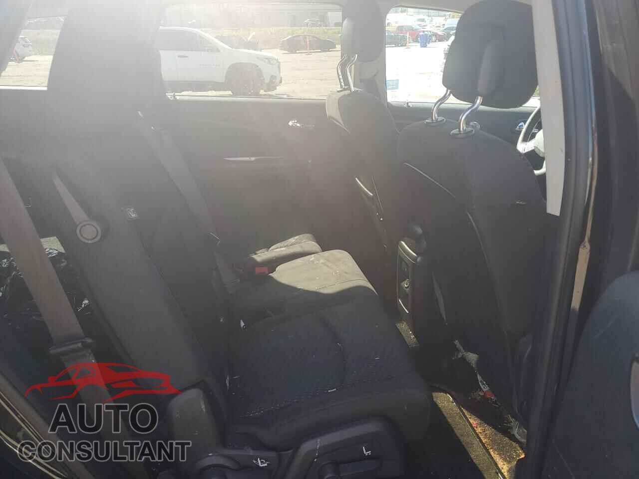 DODGE JOURNEY 2017 - 3C4PDCBG5HT572064