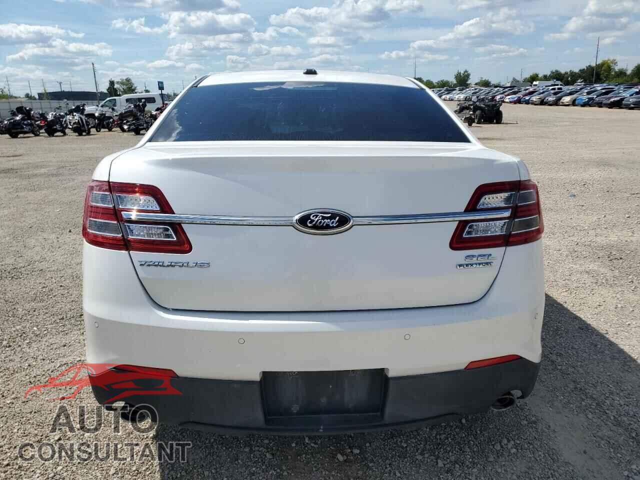 FORD TAURUS 2013 - 1FAHP2E80DG164599