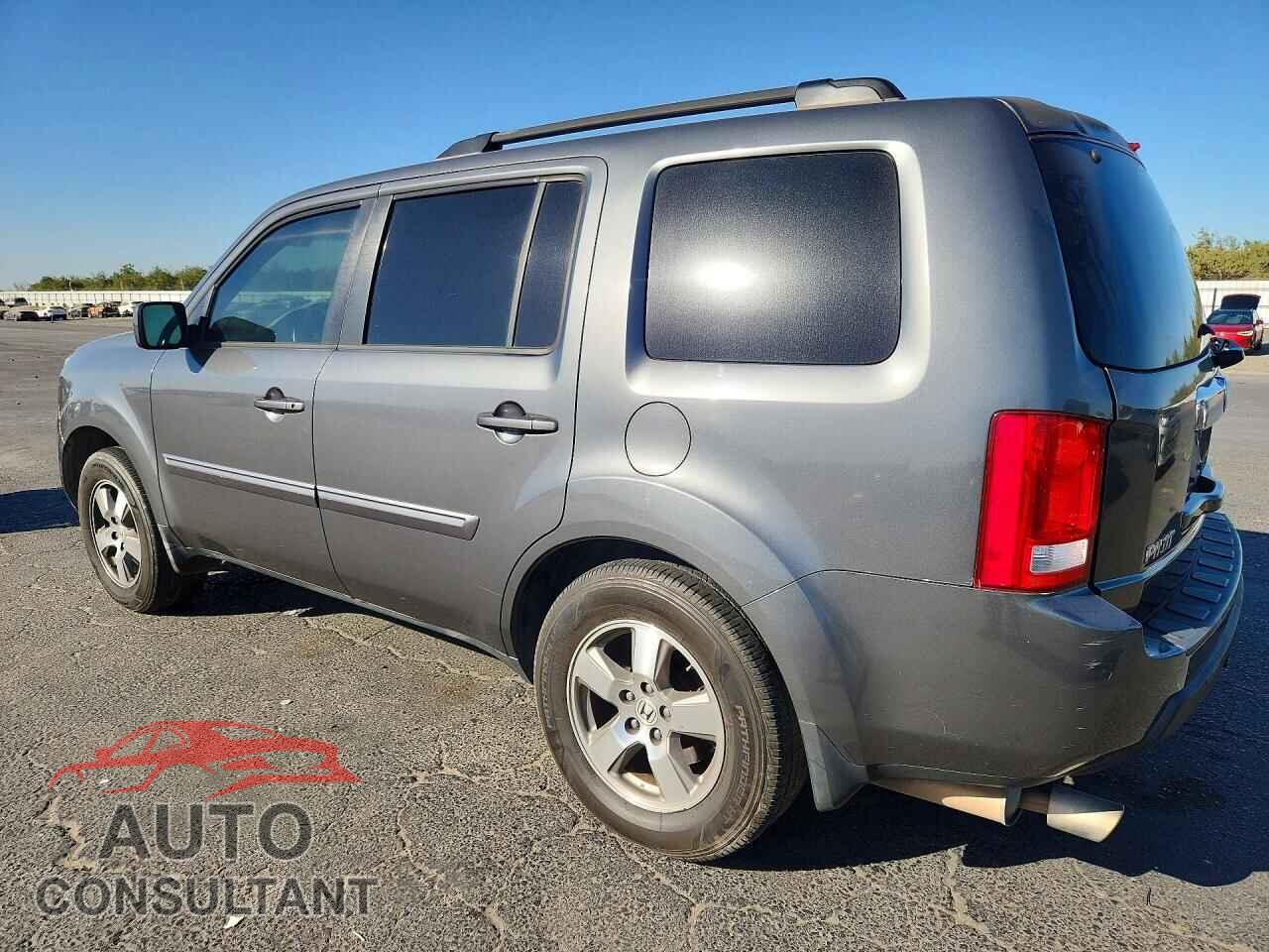 HONDA PILOT 2011 - 5FNYF4H64BB007264