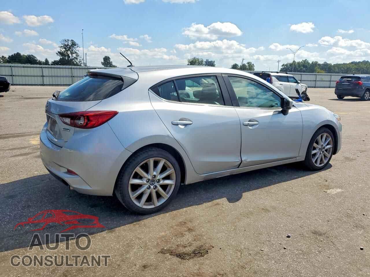 MAZDA 3 2017 - 3MZBN1L7XHM112884