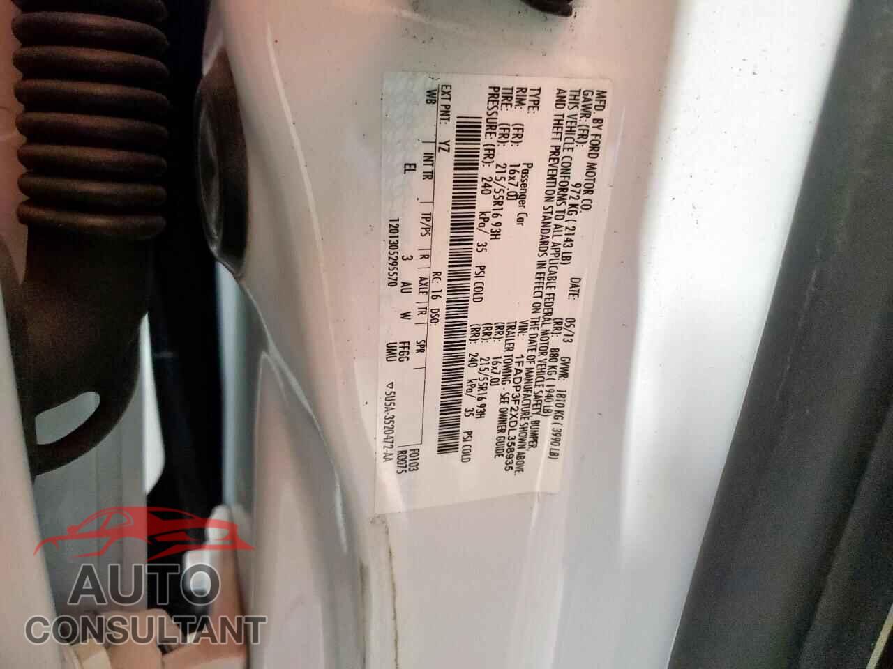 FORD FOCUS 2013 - 1FADP3F2XDL358935