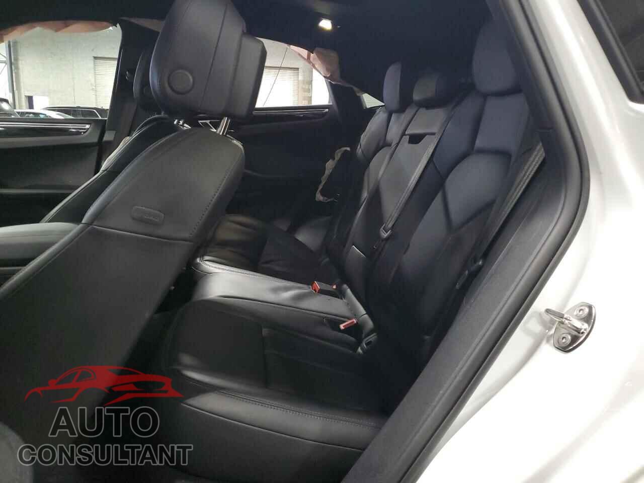 PORSCHE MACAN 2022 - WP1AA2A55NLB09582