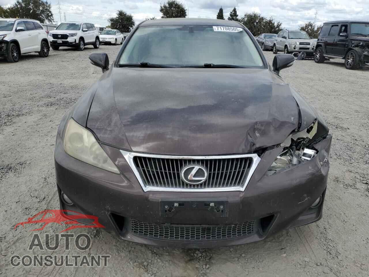 LEXUS IS 2012 - JTHBF5C23C5183143