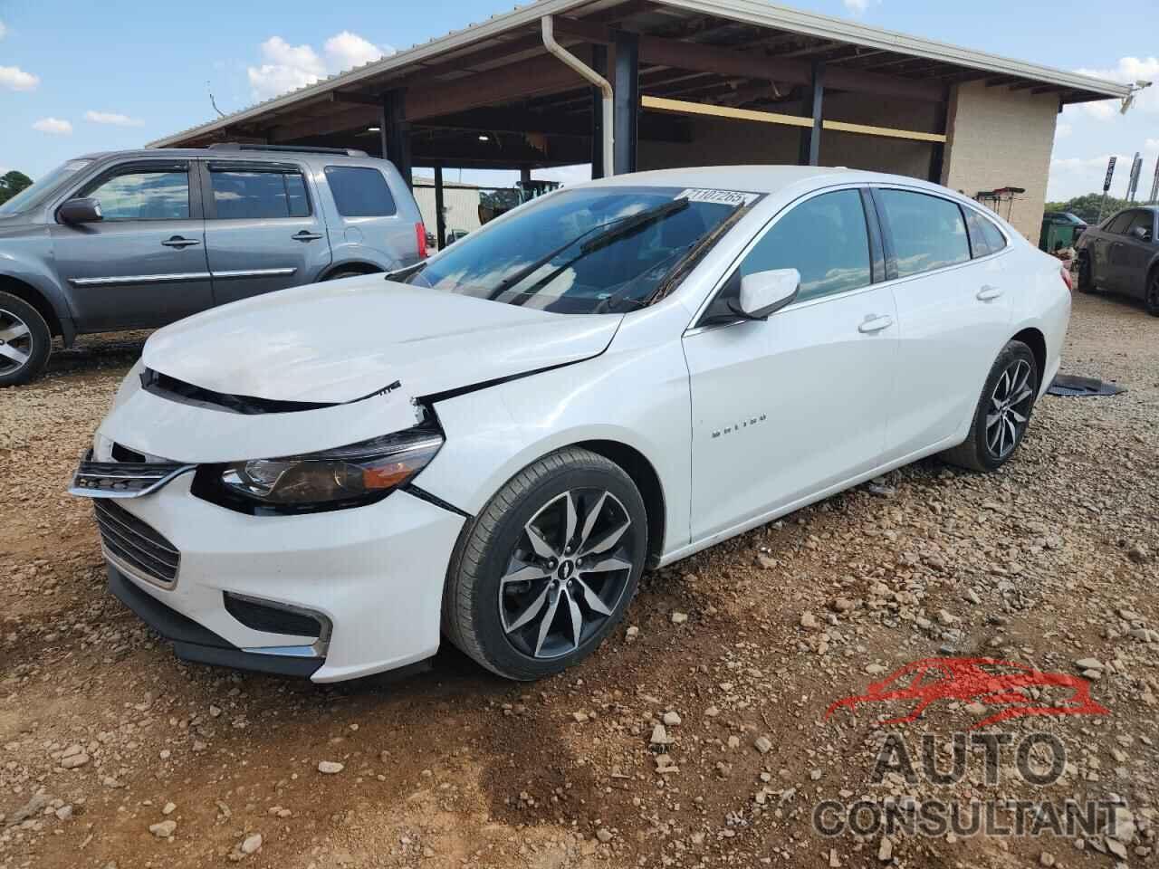 CHEVROLET MALIBU 2017 - 1G1ZE5ST4HF284991