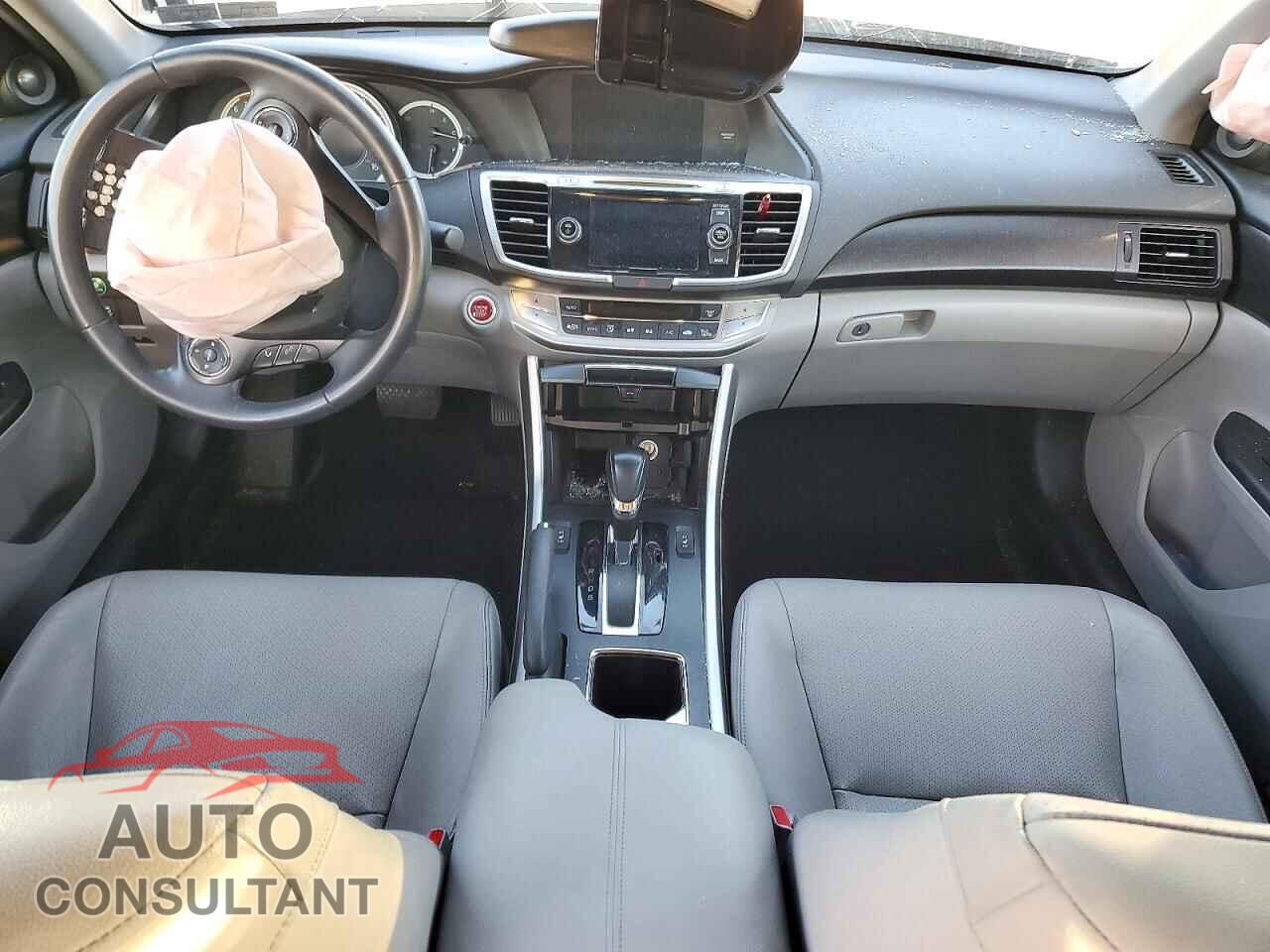 HONDA ACCORD 2013 - 1HGCR3F80DA014628