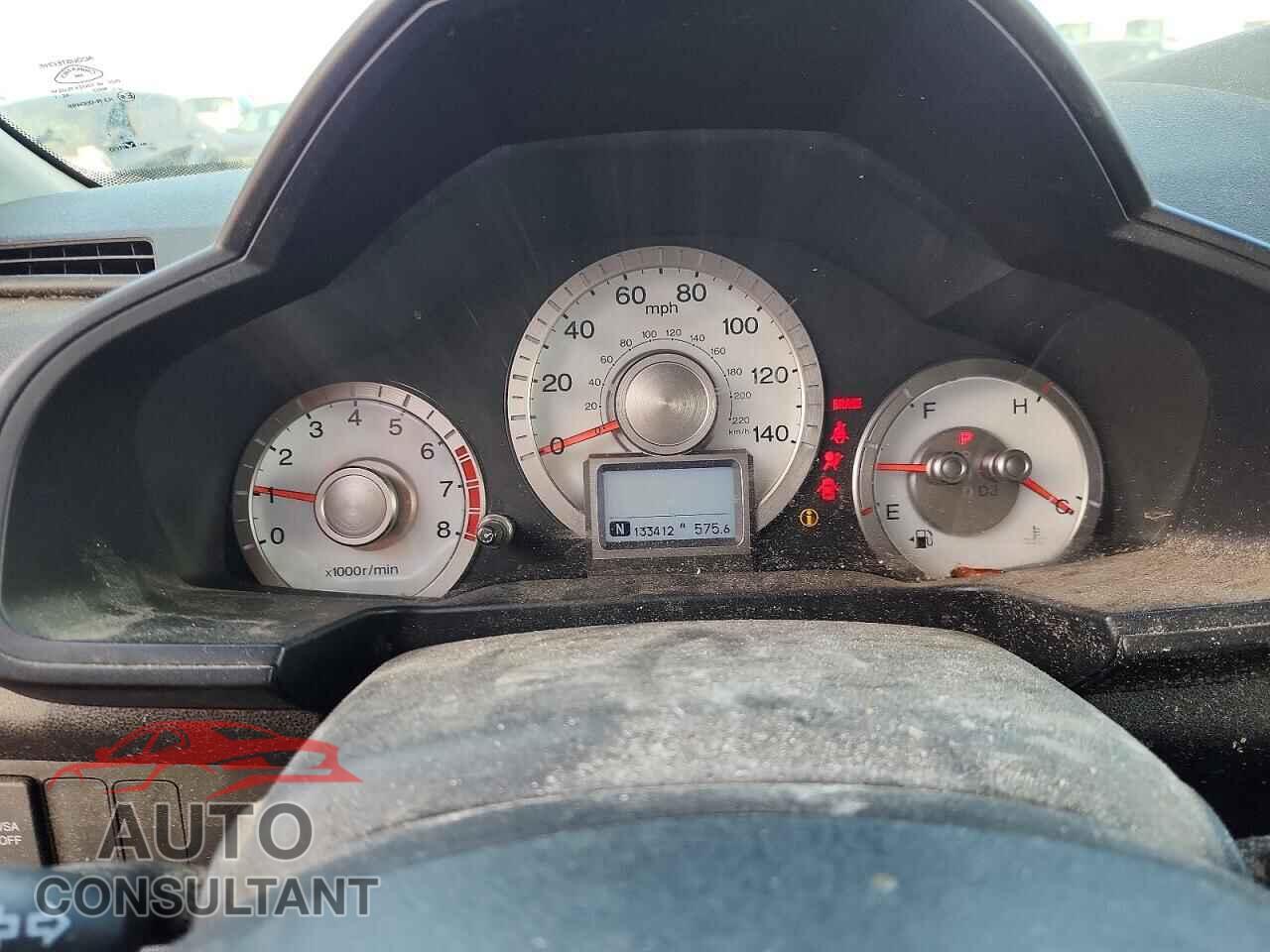 HONDA PILOT 2011 - 5FNYF4H71BB040327