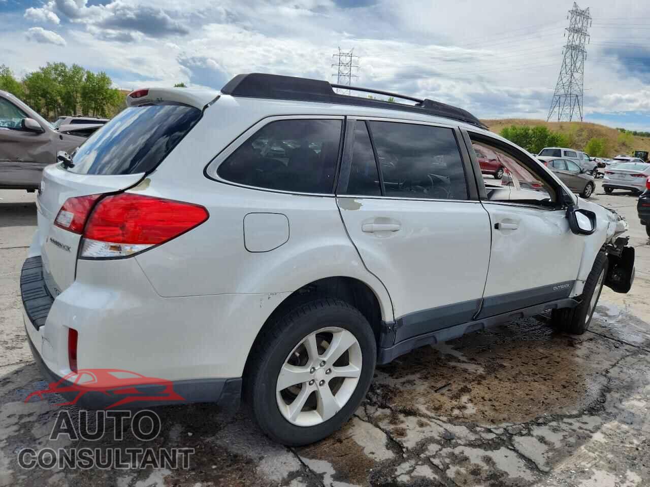 SUBARU OUTBACK 2013 - 4S4BRCCC8D3304747