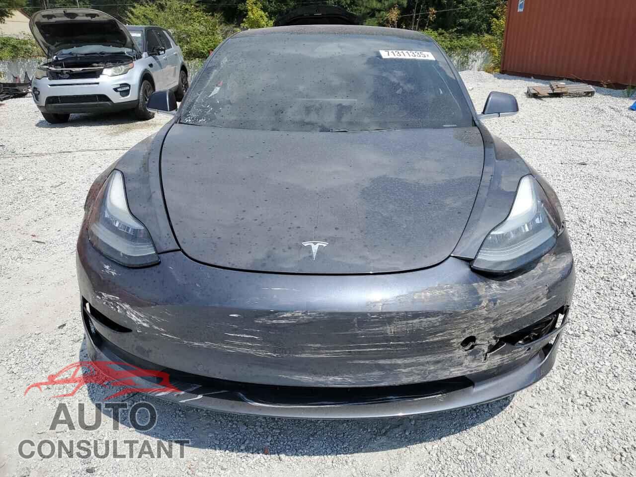 TESLA MODEL 3 2018 - 5YJ3E1EA0JF015140