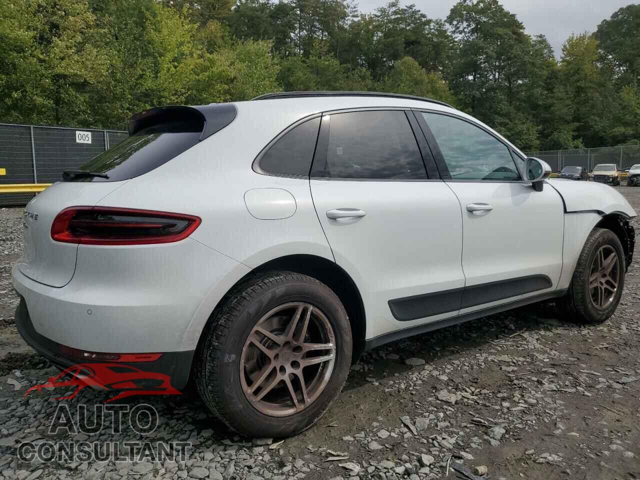 PORSCHE MACAN 2017 - WP1AA2A59HLB04650