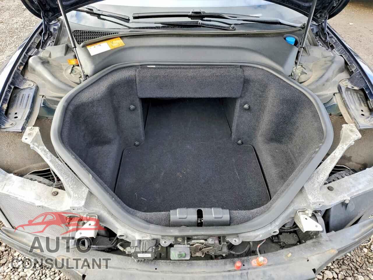 TESLA MODEL S 2013 - 5YJSA1DP5DFP10585