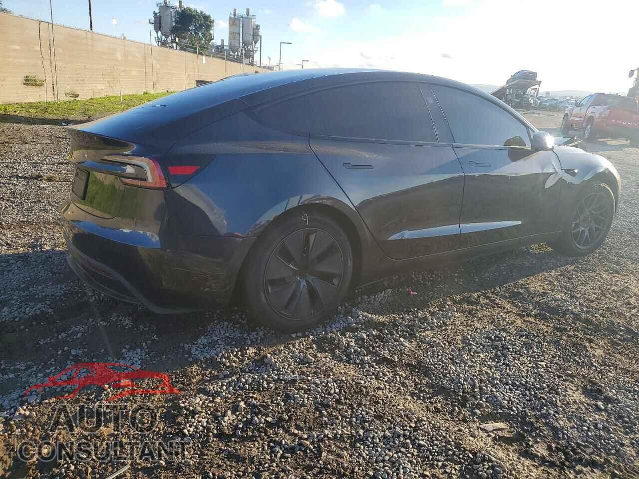 TESLA MODEL 3 2024 - 5YJ3E1EA0RF864972