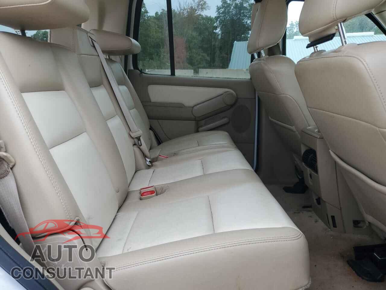FORD EXPLORER 2009 - 1FMEU74E59UA14261