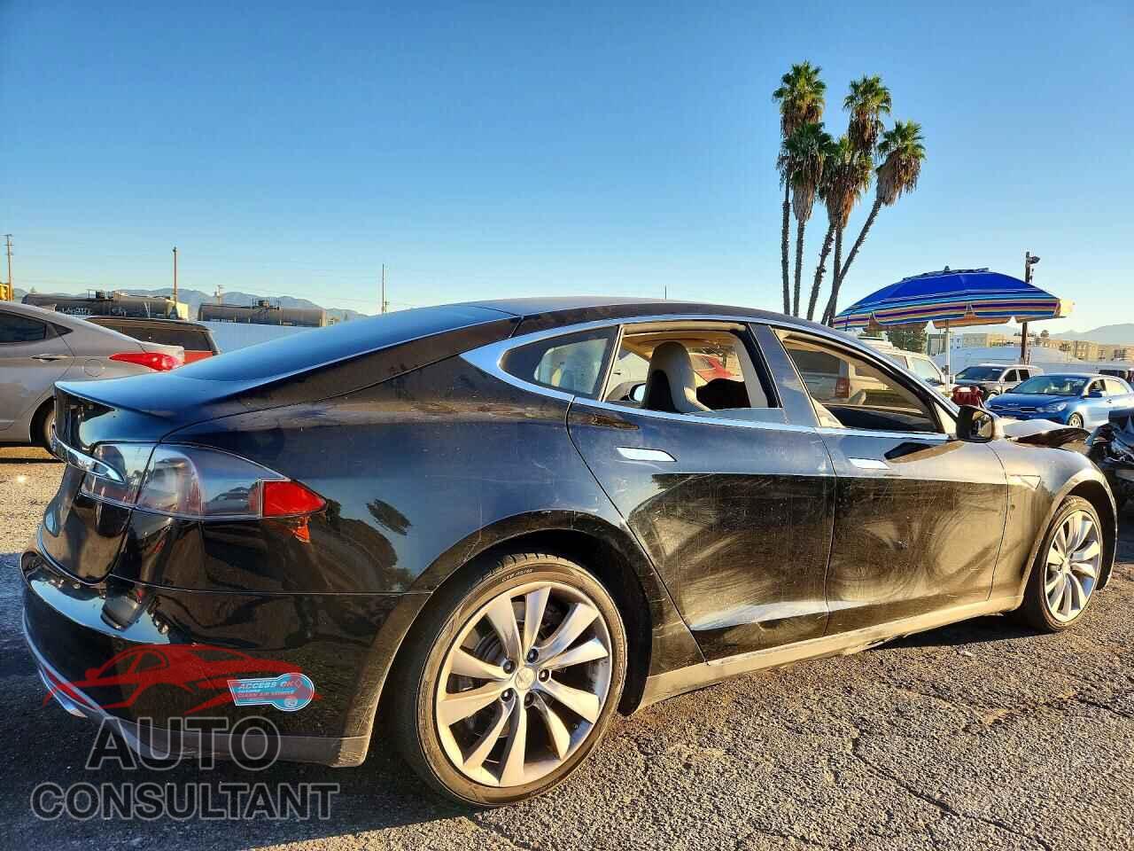 TESLA MODEL S 2014 - 5YJSA1H1XEFP57635