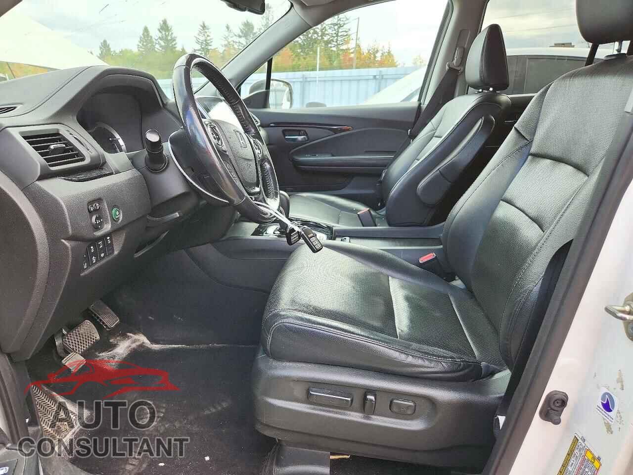 HONDA RIDGELINE 2017 - 5FPYK3F74HB506857