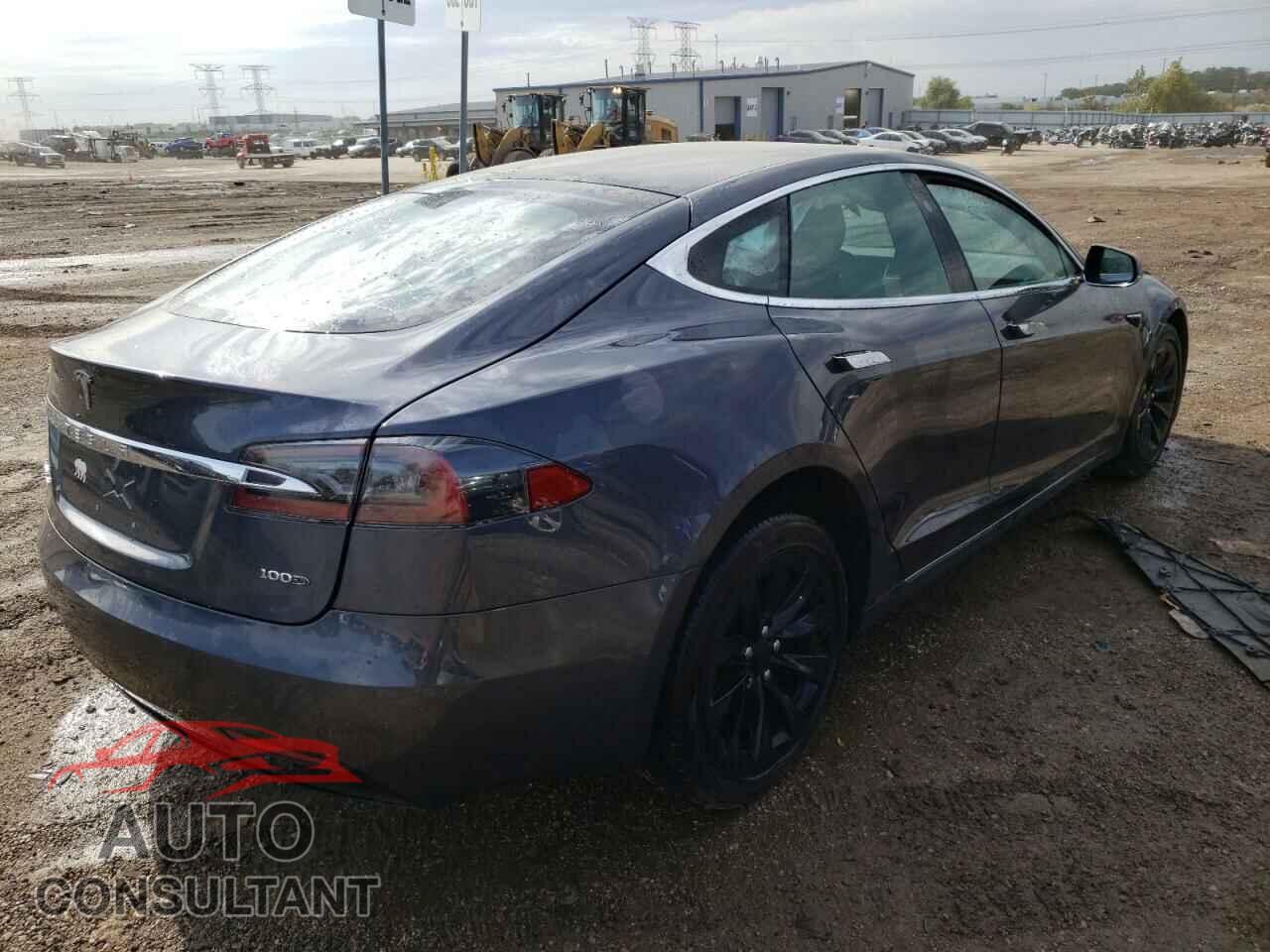 TESLA MODEL S 2018 - 5YJSA1E25JF267918