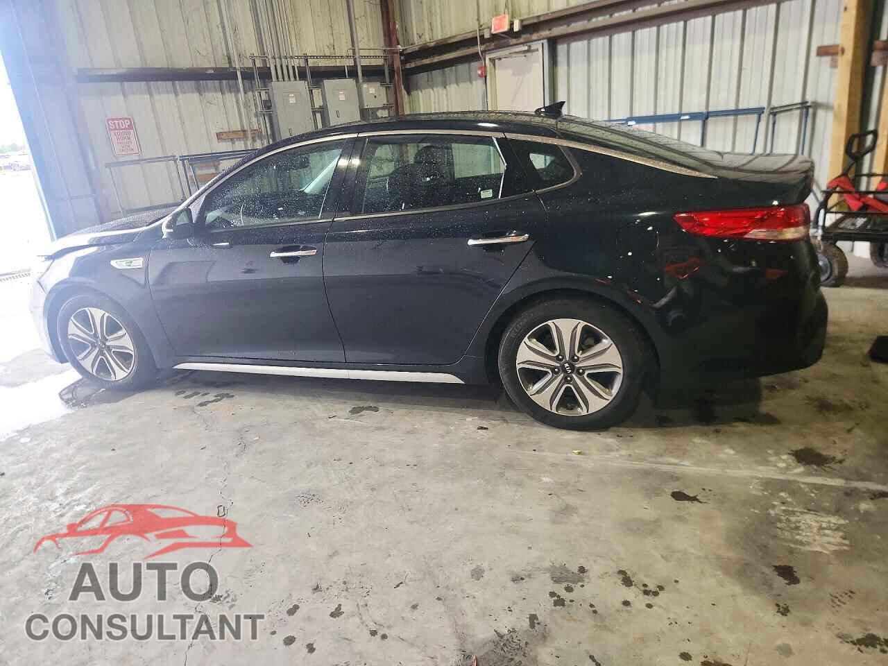 KIA OPTIMA 2017 - KNAGU4LC9H5004480